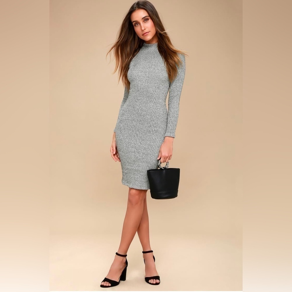 Women’s Lulu’s Heather Grey Midi Sweater Dress Size Medium!